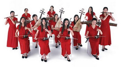 12 Girls Band